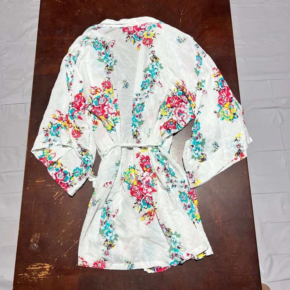 In Bloom by Jonquil Floral Robe and Chemise Set White Lace Trim Small KOK110